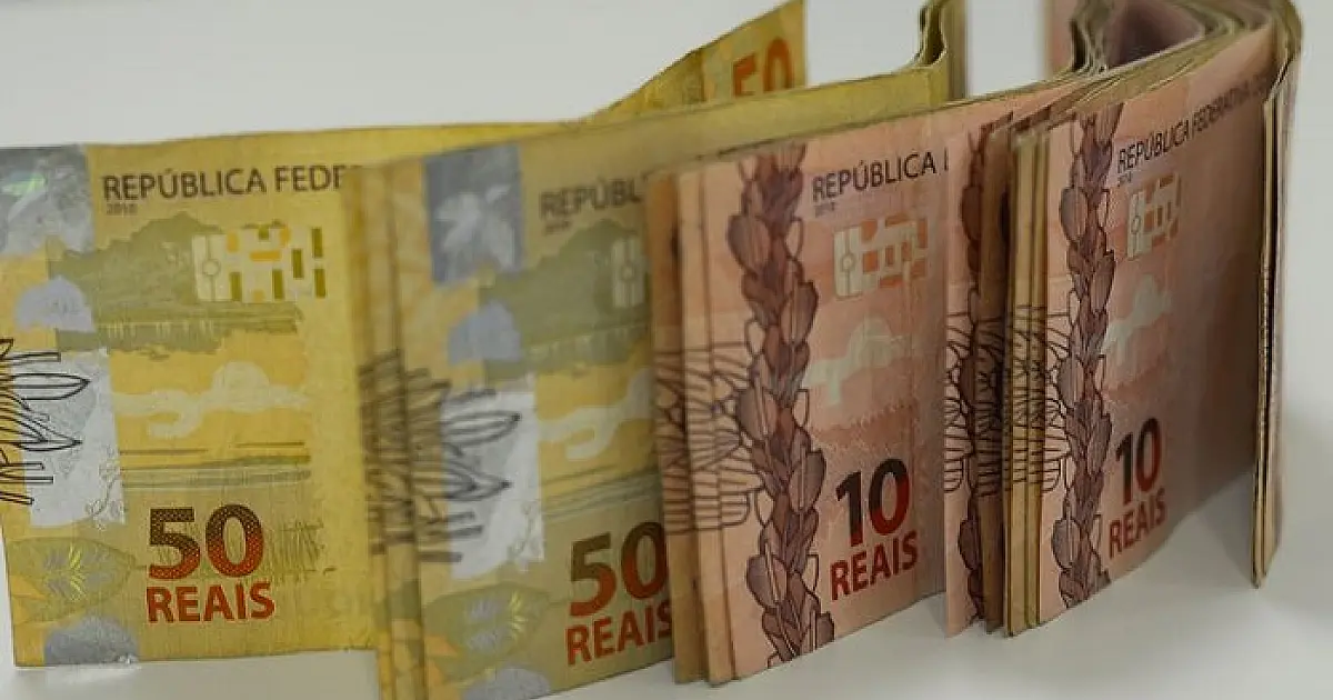 Mercado financeiro reduz projeção de crescimento da economia para 2,7%