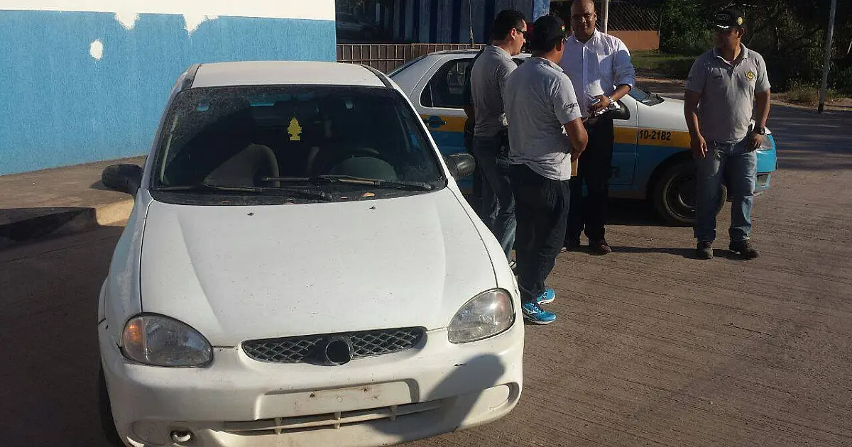 Carro roubado é recuperado e entregue pela Polícia Boliviana