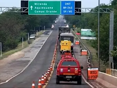 Marcelo cobra recuperação da BR-262 entre Corumbá e o Buraco das Piranhas