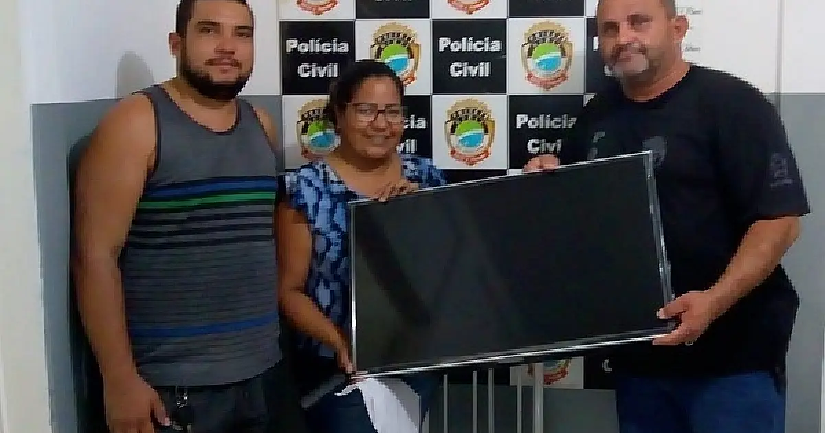 Polícia recupera tv furtada e devolve para proprietária em Ladário