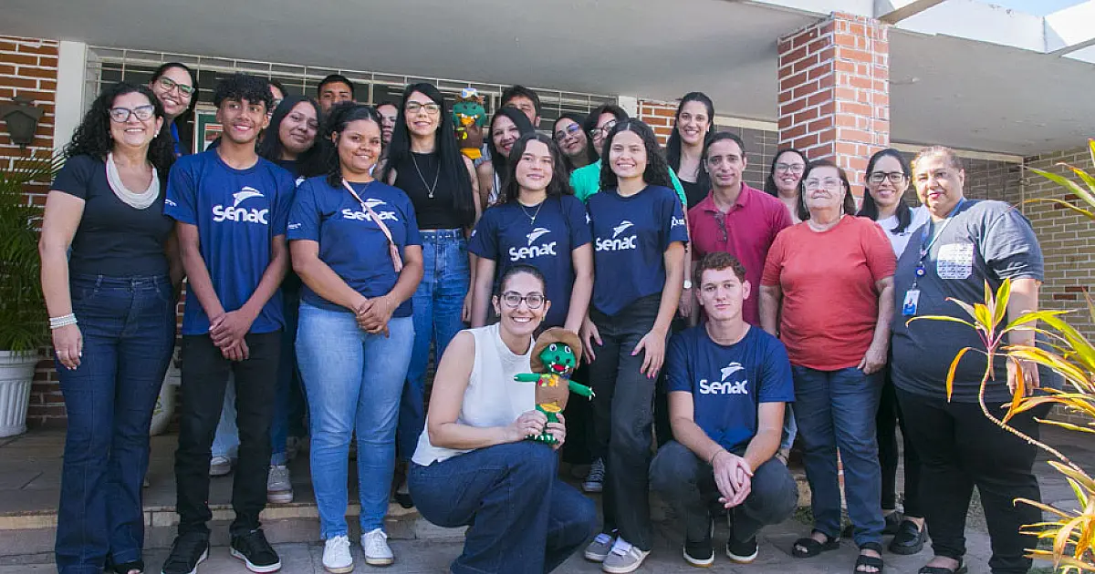 Joca ganha boneco e materiais educativos para reforçar educação ambiental em Corumbá