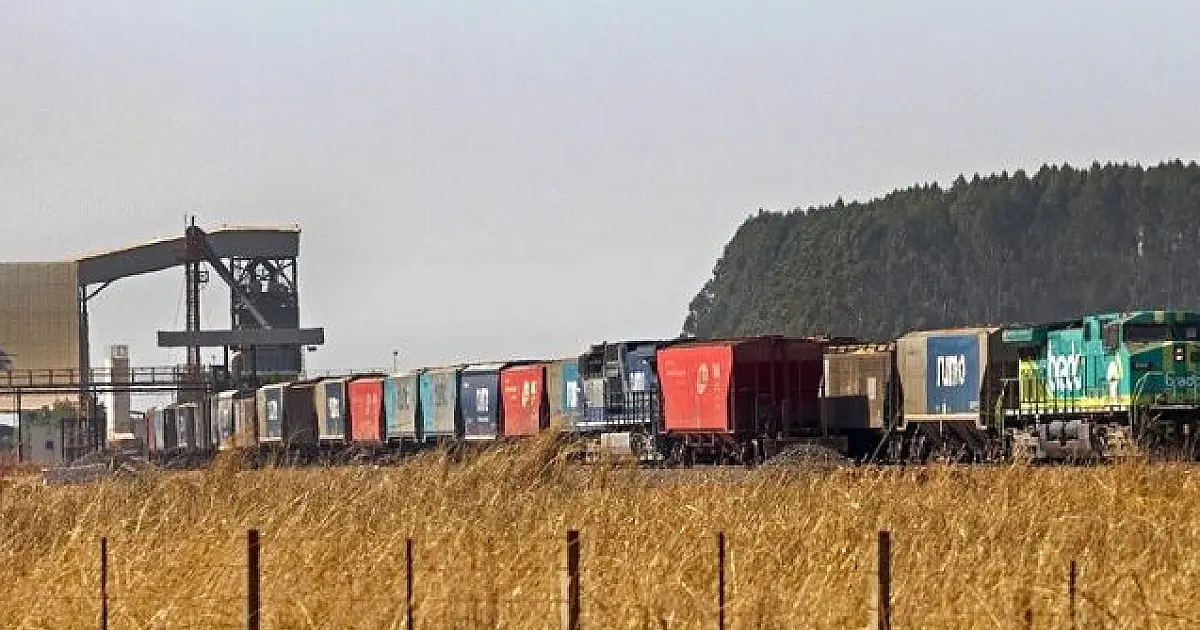 Ministro garante a reativação da ferrovia Malha Oeste