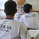 Pé-de-Meia reduz abandono escolar no ensino médio em 43% em dois anos