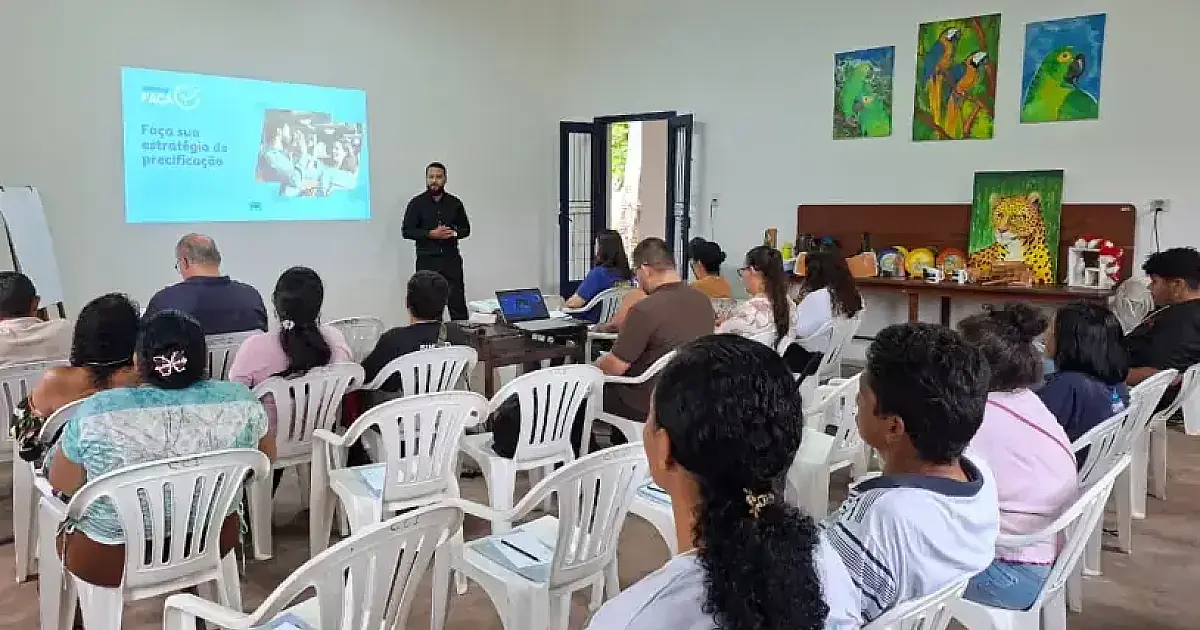 Artesãos de Corumbá reforçam negócios com capacitação criativa