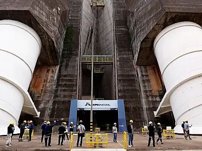 Diretor brasileiro de Itaipu garante tarifa reduzida em 2027