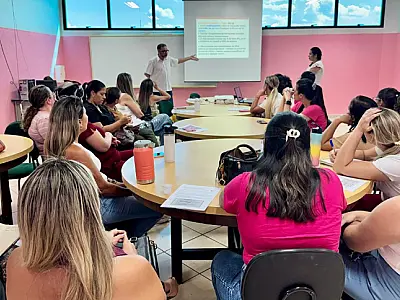 Saúde capacita profissionais para enfrentamento da Dengue e Chikungunya em Corumbá