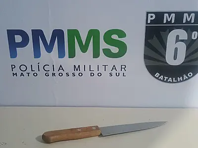 Briga por futebol termina com colombiano esfaqueado na rodoviária de Corumbá