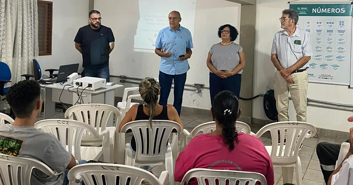 Corumbá inicia curso gratuito de garçom e garçonete