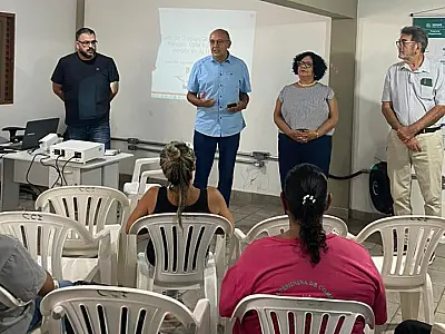 Corumbá inicia curso gratuito de garçom e garçonete