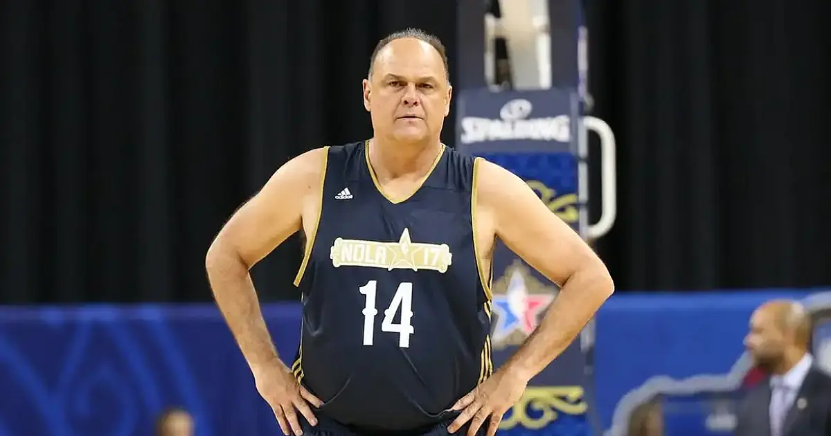 Jogador de basquete Oscar Schmidt morre aos 68 anos em São Paulo