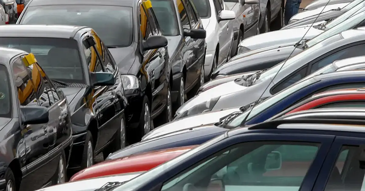 Financiamento de veículos cresce 12,8% no trimestre