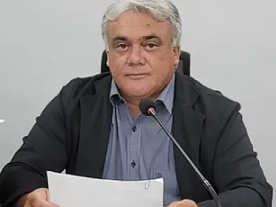 Genilson pede serviços de limpeza na rodovia de acesso a Albuquerque