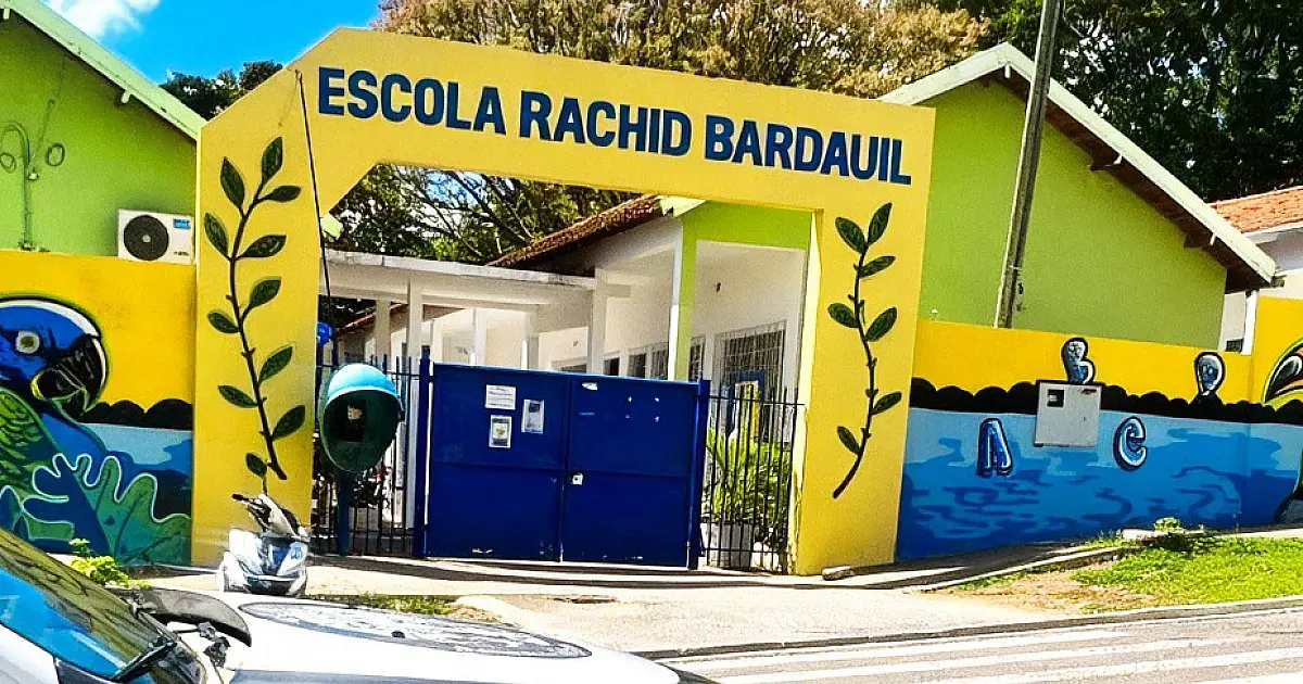 Homem com faca é detido após ameaçar funcionária em frente a escola de Corumbá