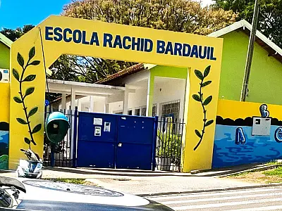 Homem com faca é detido após ameaçar funcionária em frente a escola de Corumbá