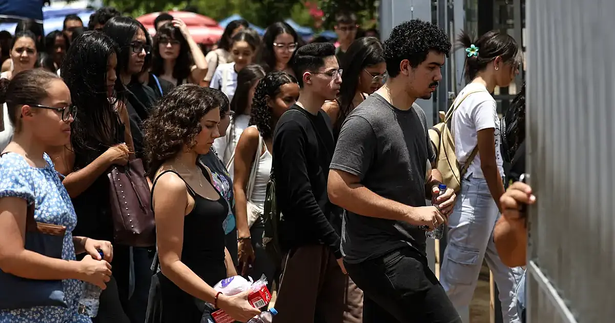 MEC prorroga prazo para pedir isenção da taxa de inscrição do Enem