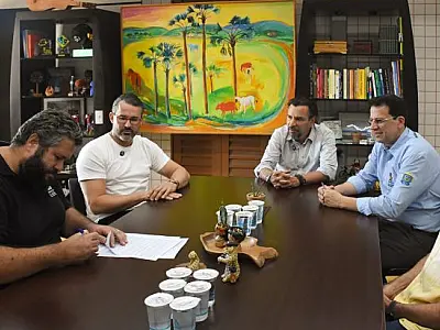 Acervo do arquivo público de MS será integralmente digitalizado