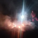 Lixo descartado irregularmente alimenta incêndio de grande proporção em Ladário