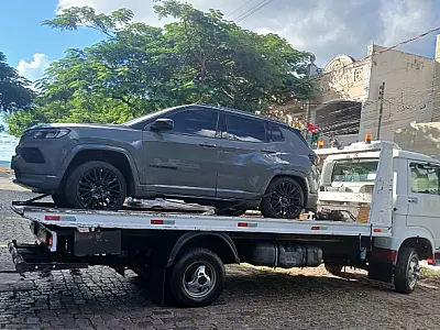Veículo roubado no Rio de Janeiro é recuperado no centro de Corumbá