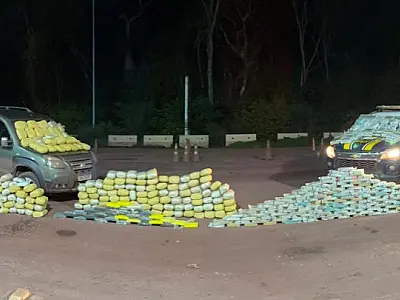Perseguição na BR-262 termina com apreensão de 484 kg de drogas