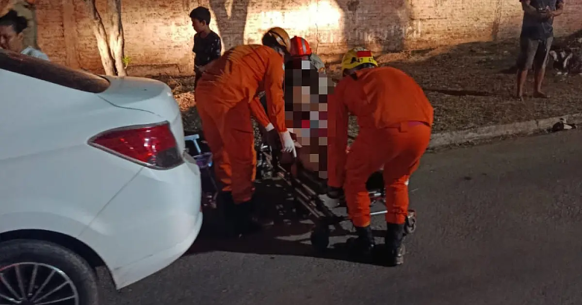Bebê é arremessado após cadeirinha se desprender em colisão no centro de Corumbá