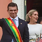 Presidente da Bolívia reduz salários de ministros para conter protestos