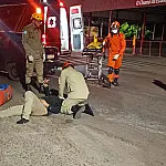 Motociclista fica ferido após queda na Avenida Rio Branco
