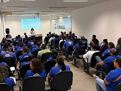 Agentes de endemias de Corumbá recebem smartphones para agilizar combate à dengue e chikungunya