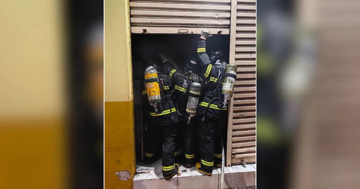 Incêndio em espetaria mobiliza Corpo de Bombeiros na madrugada