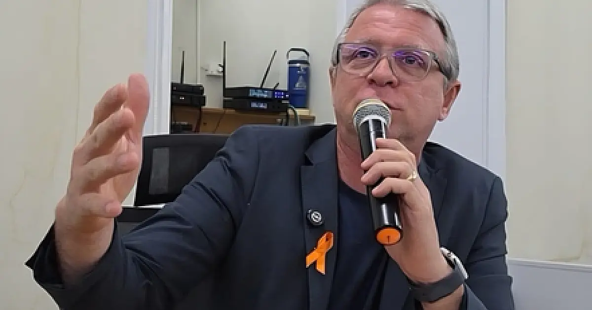 Projeto de Samyr garante prioridade escolar a filhos de vítimas de violência