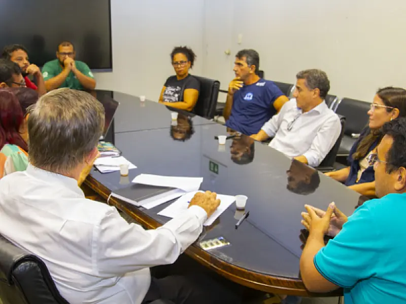 Município confirma reajuste à Educação e abre negociação para outras demandas da categoria