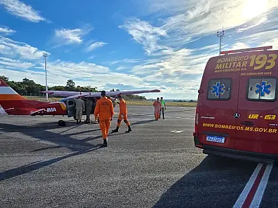 Bombeiros salvam indígena em região isolada do Pantanal