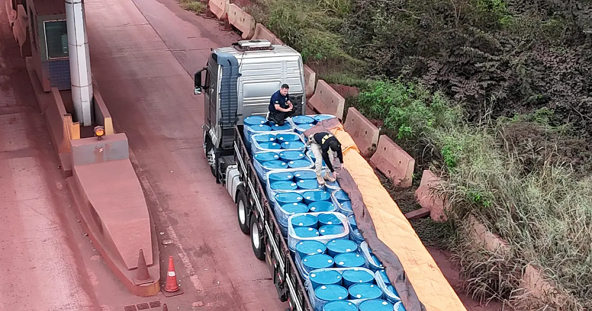 Operação conjunta apreende 20 t de insumo químico na fronteira com a Bolívia