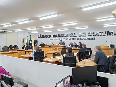 Câmara derruba dois vetos totais do Executivo sobre transporte e vagas de trabalho
