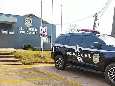 Padrasto foge após ser flagrado pela mãe estuprando enteada de 10 anos em Amambai