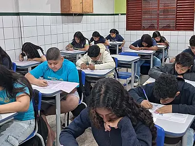 Estudantes da rede municipal de Corumbá realizam prova da OBMEP