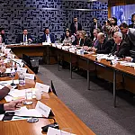 Câmara: governo retira urgência do fim da escala 6x1 e destrava pauta