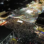 Banho de São João de Ladário levou multidão para a Avenida 14 de Março