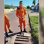 Operação paciência: Bombeiros resgatam pintinhos de bueiro de 2 metros em Corumbá