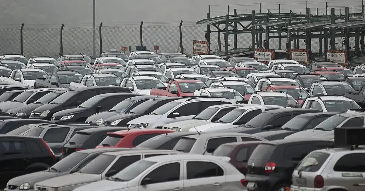 Venda de veículos novos no país sobe 15% até maio