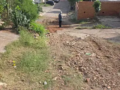 Corumbá lança licitação para pavimentar 4,5 km de ruas e alamedas de terra